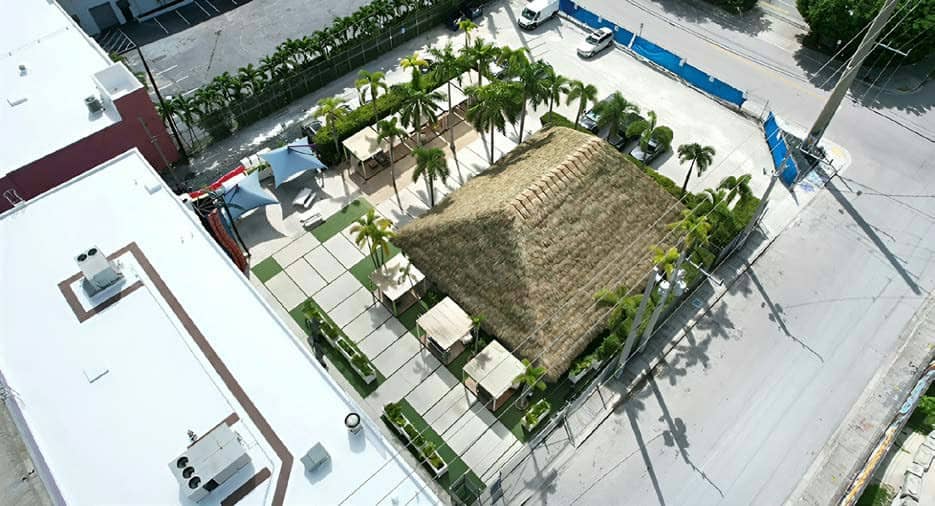 From directly above: the Pavilion, the sand area with umbrellas, the pergolas and the walkway